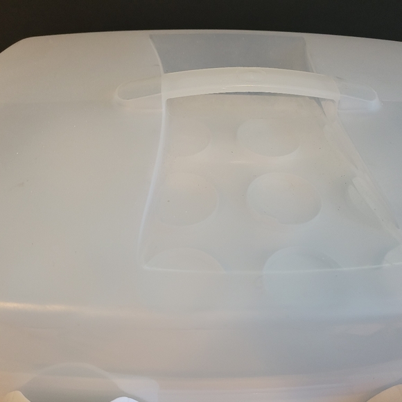 Wilton 3 in 1 Rectangular Cake Carrier - Picture 2 of 9